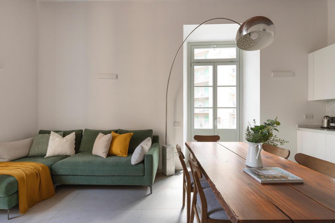 Mc House Como Con Posto Auto Exterior photo